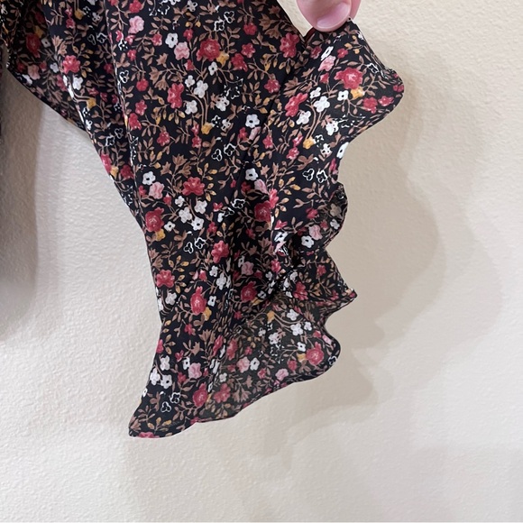 NWT Max Studio Floral Long Sleeve Blouse - Picture 3 of 6